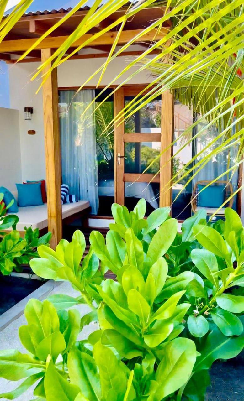 فندق Seaside Dhigurah ديجوراه المظهر الخارجي الصورة